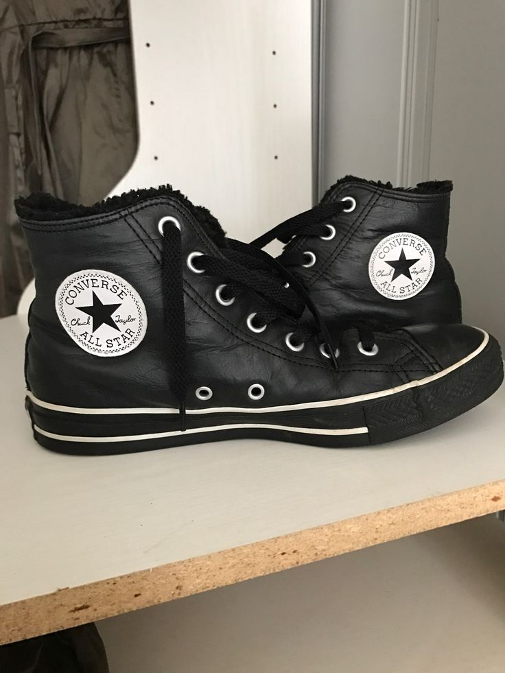 Women s Black Leather Converse Size 8 Mercari Leather Converse